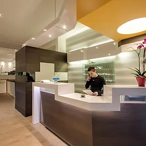 *** Hotel Genius Downtown Italia