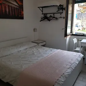 Bed & Breakfast Metro B Fronte Metro, Rome
