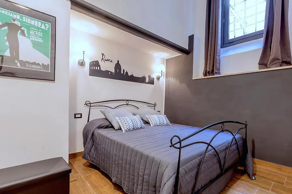 Guest house Del Falco Boutique Rooms San Pietro Rome Italy